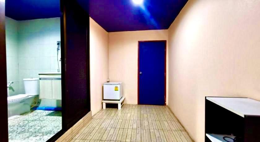 ホテル Madera House チエンマイ エクステリア 写真